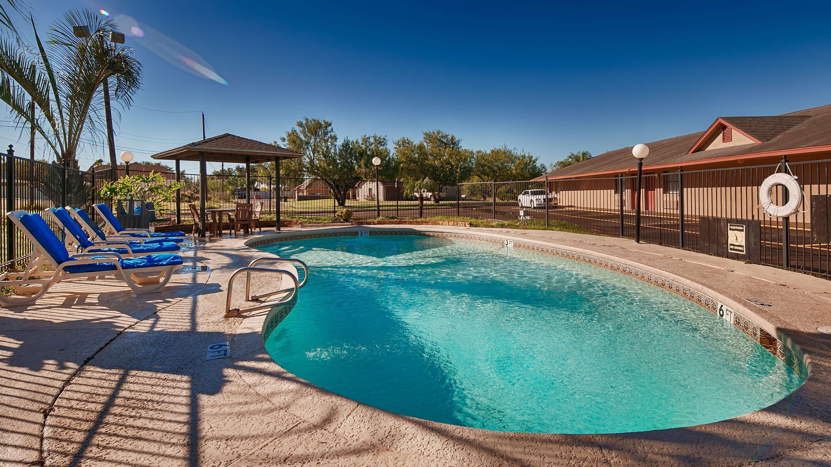 Surestay Hotel By Best Western Zapata Servizi foto